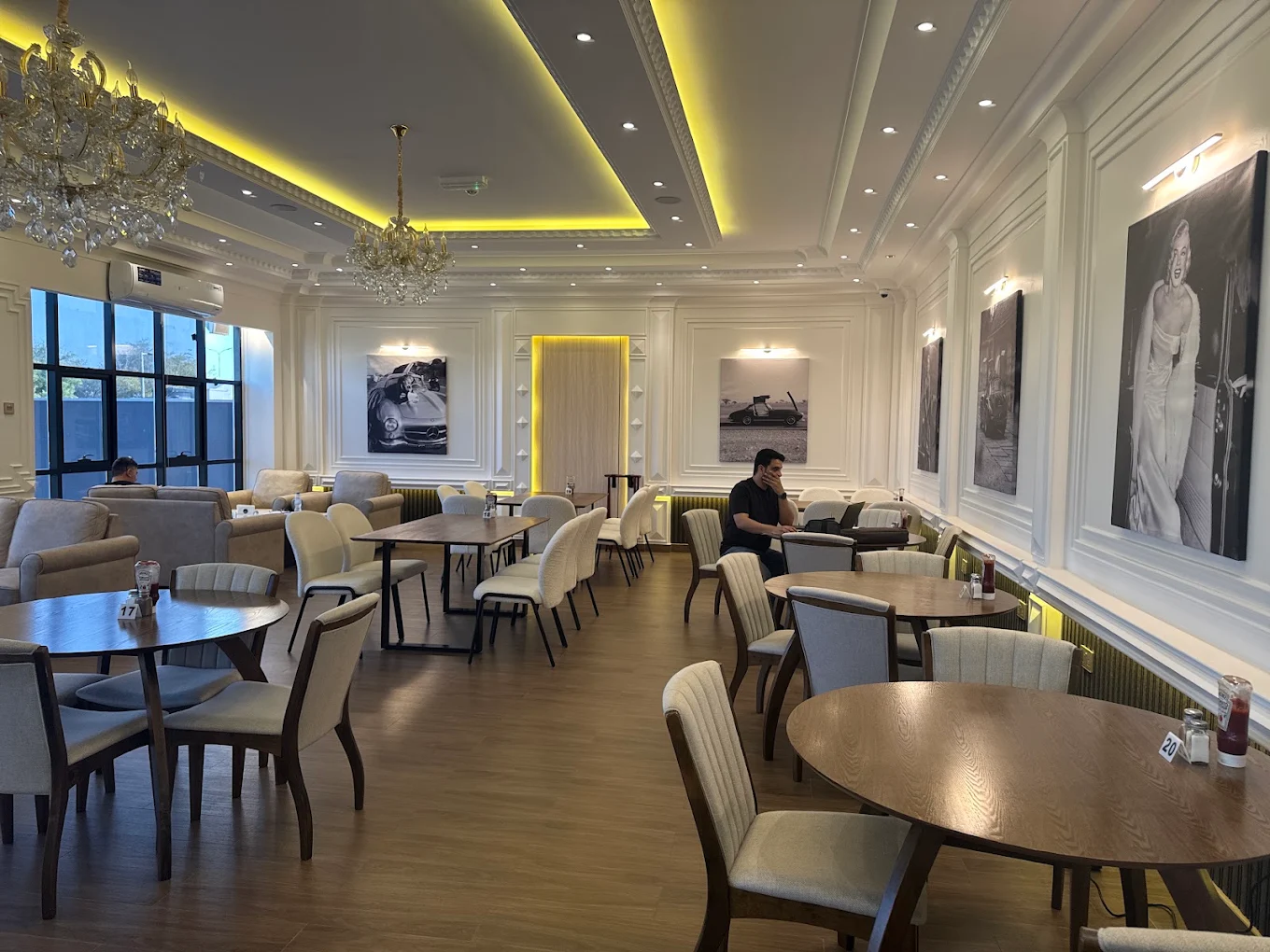 Chillado dining room